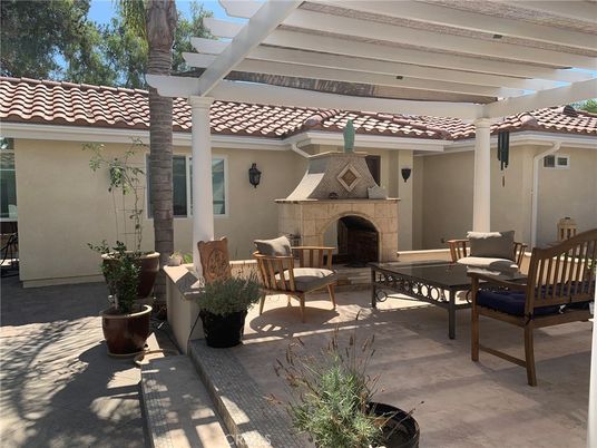 Exterior, Fireplace