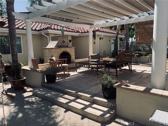 Exterior, Fireplace