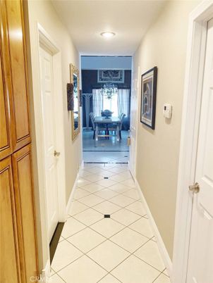 Dining room, Interior, Recessed Lighting