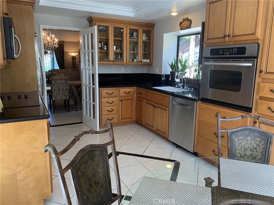 Dining room, Interior, Kitchen, Recessed Lighting