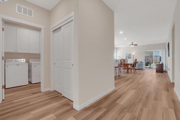 Dining room, Interior, Recessed Lighting, Washer, Wood Texture Flooring