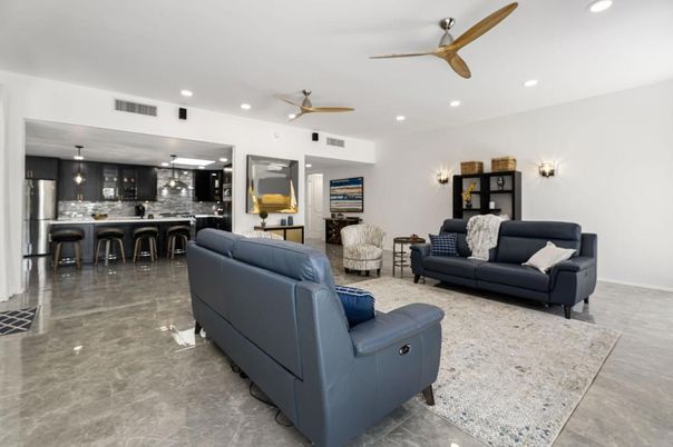 Interior, Kitchen, Living room, Pendant Lights, Recessed Lighting, Stainless Steel Appliances