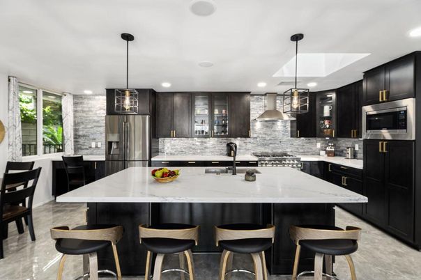 Interior, Kitchen, Pendant Lights, Recessed Lighting, Stainless Steel Appliances