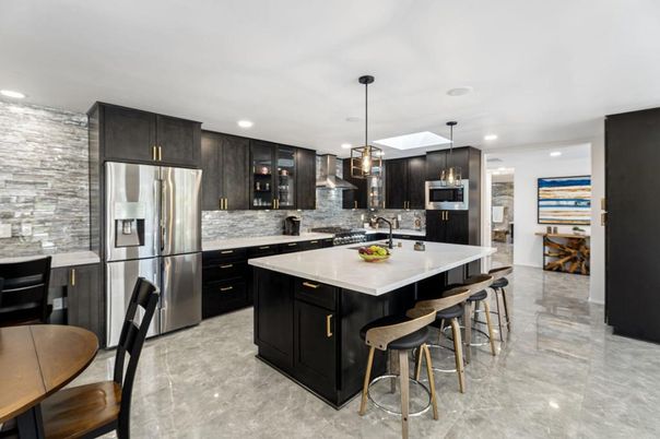 Interior, Kitchen, Pendant Lights, Recessed Lighting, Stainless Steel Appliances