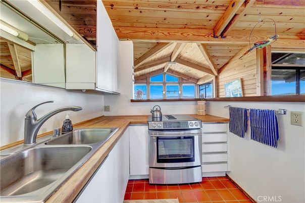 Interior, Kitchen, Stainless Steel Appliances, Wooden Beams, Wooden Ceilings