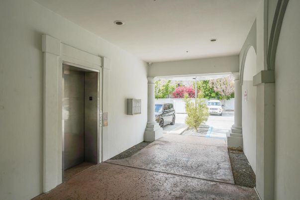 Elevator, Interior, Recessed Lighting