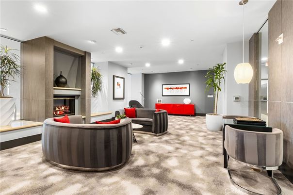 Fireplace, Interior, Living room, Pendant Lights, Recessed Lighting