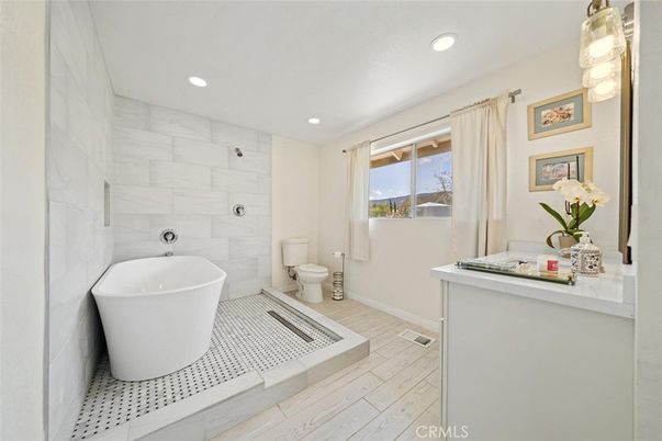 Bathroom, Free Standing Baths, Interior, Recessed Lighting, Wood Texture Flooring