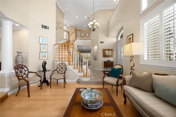 Chandelier, Interior, Living room, Recessed Lighting, Wood Texture Flooring