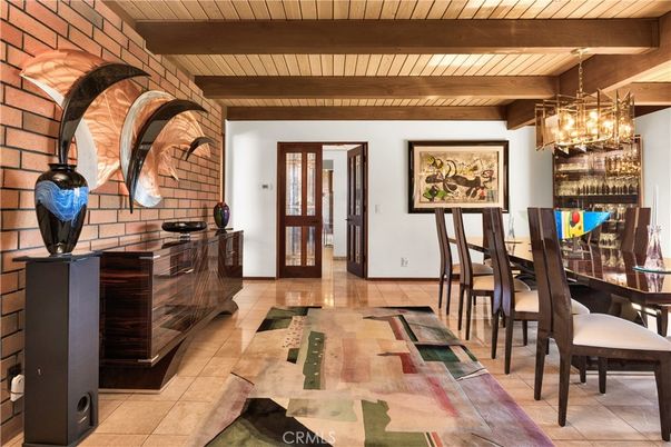 Dining room, Interior, Pendant Lights, Wooden Beams, Wooden Ceilings