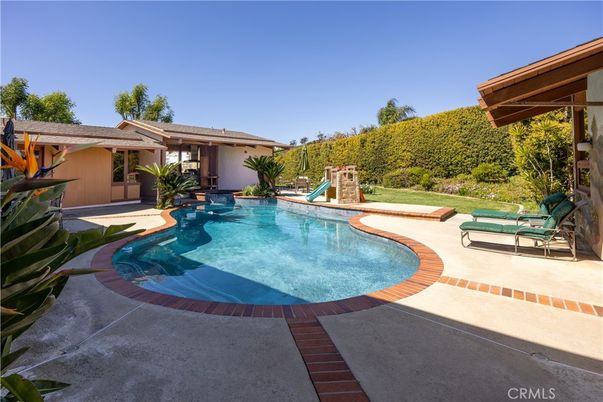 Exterior, Playground, Pool