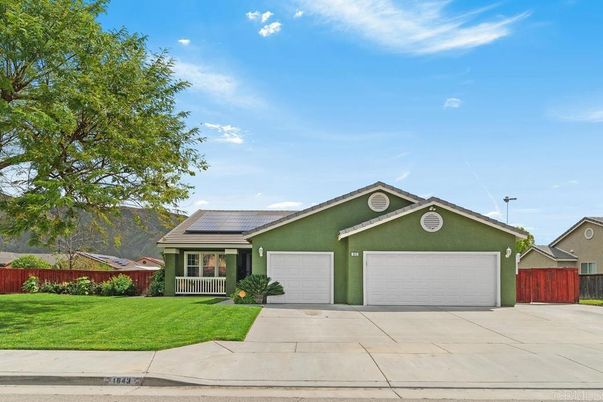Attached, Exterior, Facade, Solar Panels, Ranch