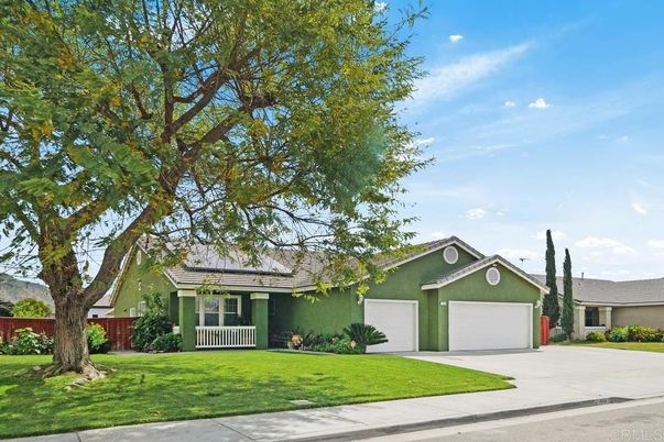 Attached, Backyard, Exterior, Facade, Ranch