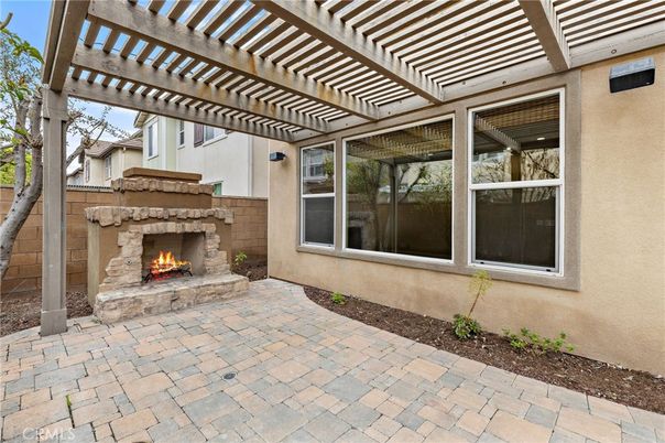 Exterior, Fireplace