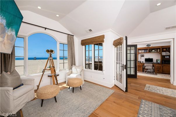 Home Office, Interior, Recessed Lighting, Water, Wood Texture Flooring
