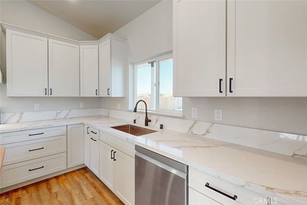 Interior, Kitchen, Stainless Steel Appliances, Wood Texture Flooring