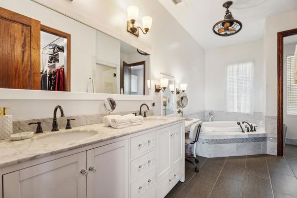 Bathroom, Dual Sink Vanities, Interior