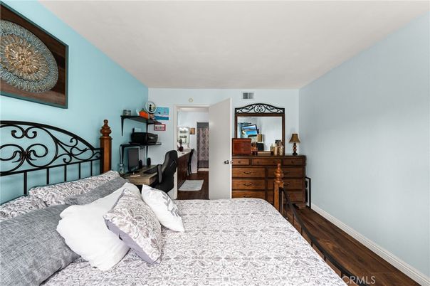 Bedroom, Home Office, Interior, Wood Texture Flooring