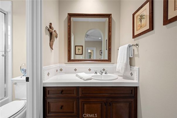 Bathroom, Interior, Tile Countertops
