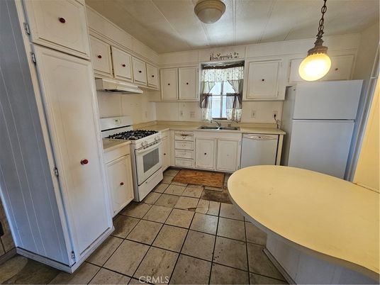 Interior, Kitchen, Pendant Lights