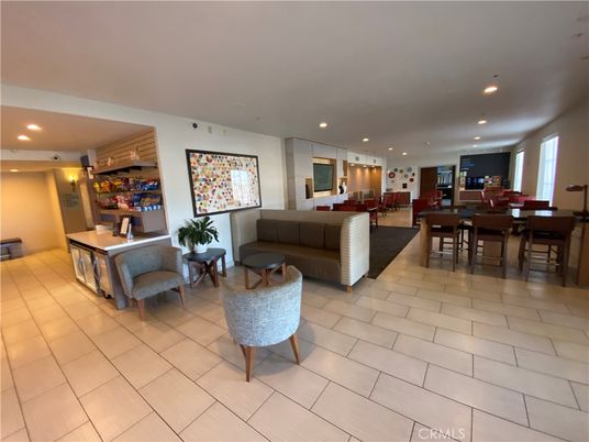 Dining room, Interior, Living room, Recessed Lighting