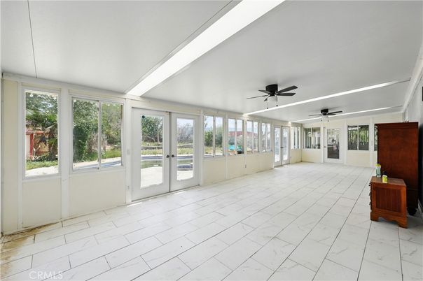Empty room, Interior, Sun Room
