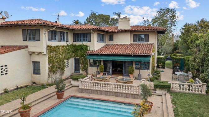 Backyard, Exterior, Pool