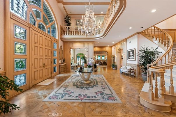 Chandelier, Interior, Recessed Lighting, Wood Texture Flooring