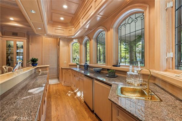 Interior, Kitchen, Recessed Lighting, Wooden Ceilings, Wood Texture Flooring