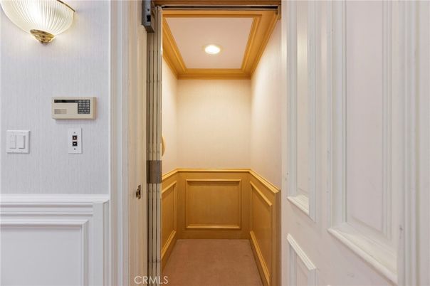Elevator, Interior, Recessed Lighting