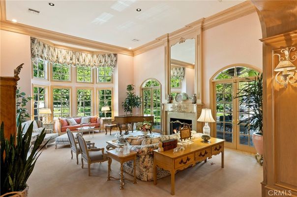 Fireplace, Interior, Living room, Recessed Lighting
