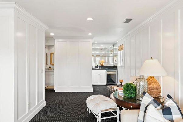 Interior, Recessed Lighting