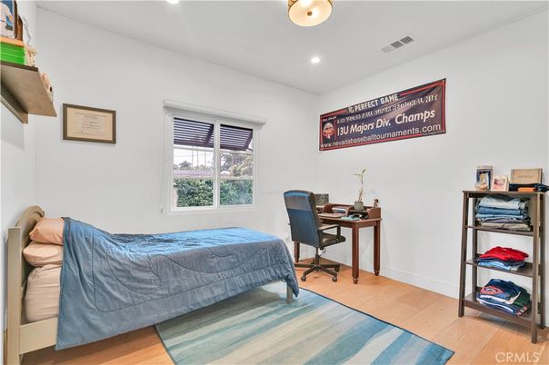 Bedroom, Home Office, Interior, Recessed Lighting, Wood Texture Flooring