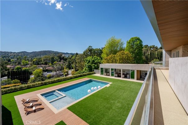 Backyard, Exterior, Pool