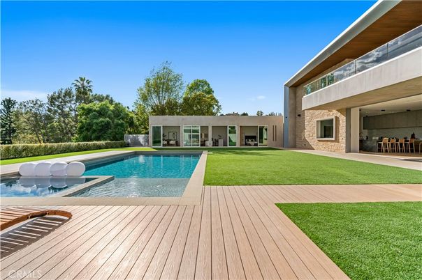 Backyard, Exterior, Pool