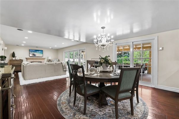Chandelier, Dining room, Interior, Living room, Recessed Lighting, Wood Texture Flooring