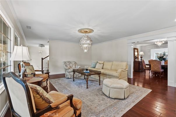 Chandelier, Dining room, Interior, Living room, Wood Texture Flooring