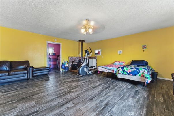 Bedroom, Fitness Equipment, Interior, Wood Texture Flooring