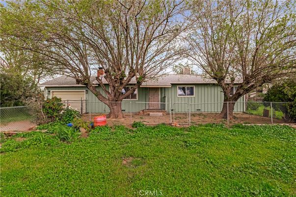 Backyard, Detached Garage, Exterior