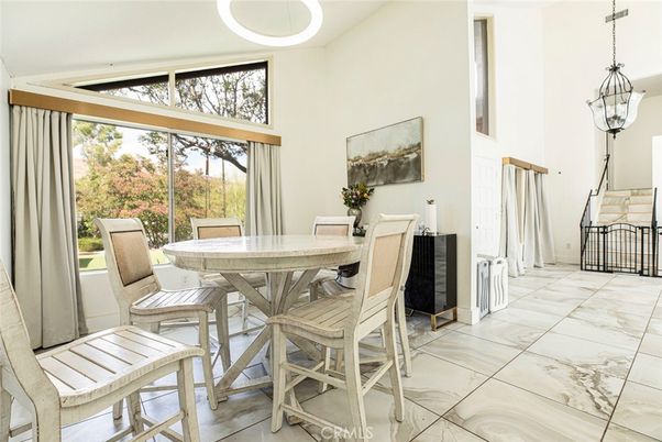 Dining room, Interior, Marble, Pendant Lights
