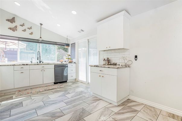 Interior, Kitchen, Marble, Pendant Lights, Recessed Lighting