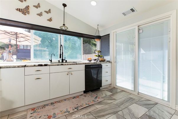 Interior, Kitchen, Pendant Lights, Recessed Lighting
