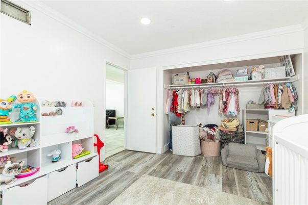 Interior, Recessed Lighting, Walk-in Closets, Wood Texture Flooring