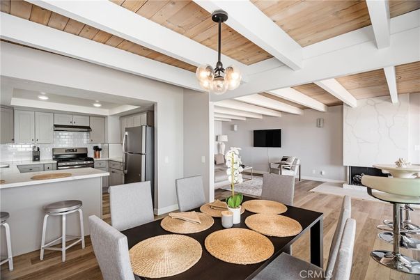 Dining room, Interior, Kitchen, Pendant Lights, Recessed Lighting, Stainless Steel Appliances, Wooden Beams, Wooden Ceilings, Wood Texture Flooring