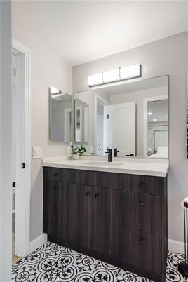 Bathroom, Dual Sink Vanities, Interior