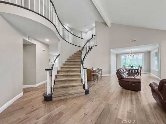 Chandelier, Dining room, Interior, Recessed Lighting, Wood Texture Flooring