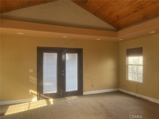Empty room, Interior, Recessed Lighting, Wooden Ceilings, Wood Texture Flooring
