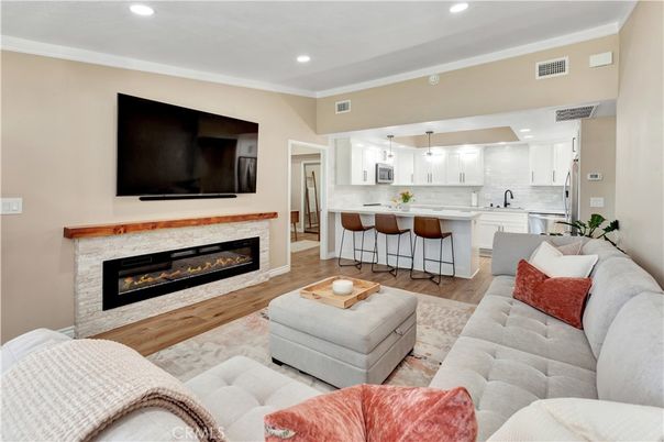 Fireplace, Interior, Kitchen, Living room, Pendant Lights, Recessed Lighting, Wood Texture Flooring