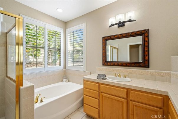 Bathroom, Interior, Recessed Lighting, Tile Countertops