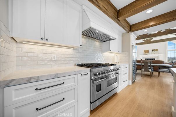 Dining room, Interior, Kitchen, Recessed Lighting, Stainless Steel Appliances, Wooden Beams, Wood Texture Flooring